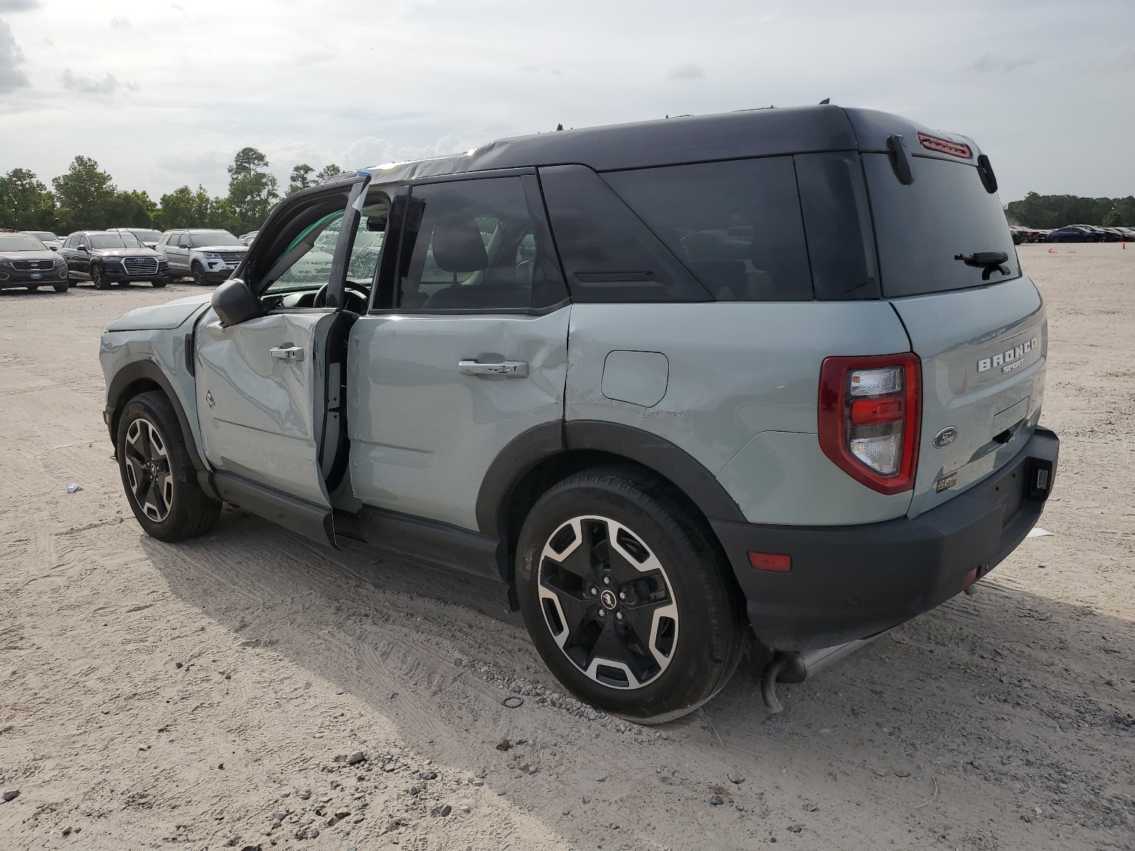 2022 Ford Bronco Sport Outer Banks vin: 3FMCR9C61NRD44043