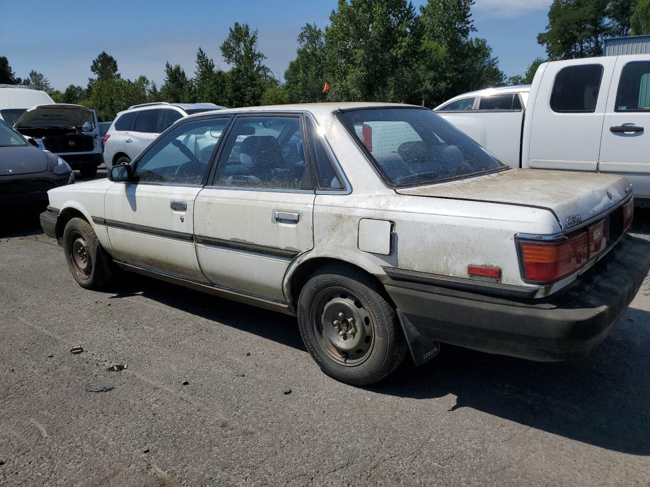 JT2SV21J5K0023637 1989 Toyota Camry Dlx