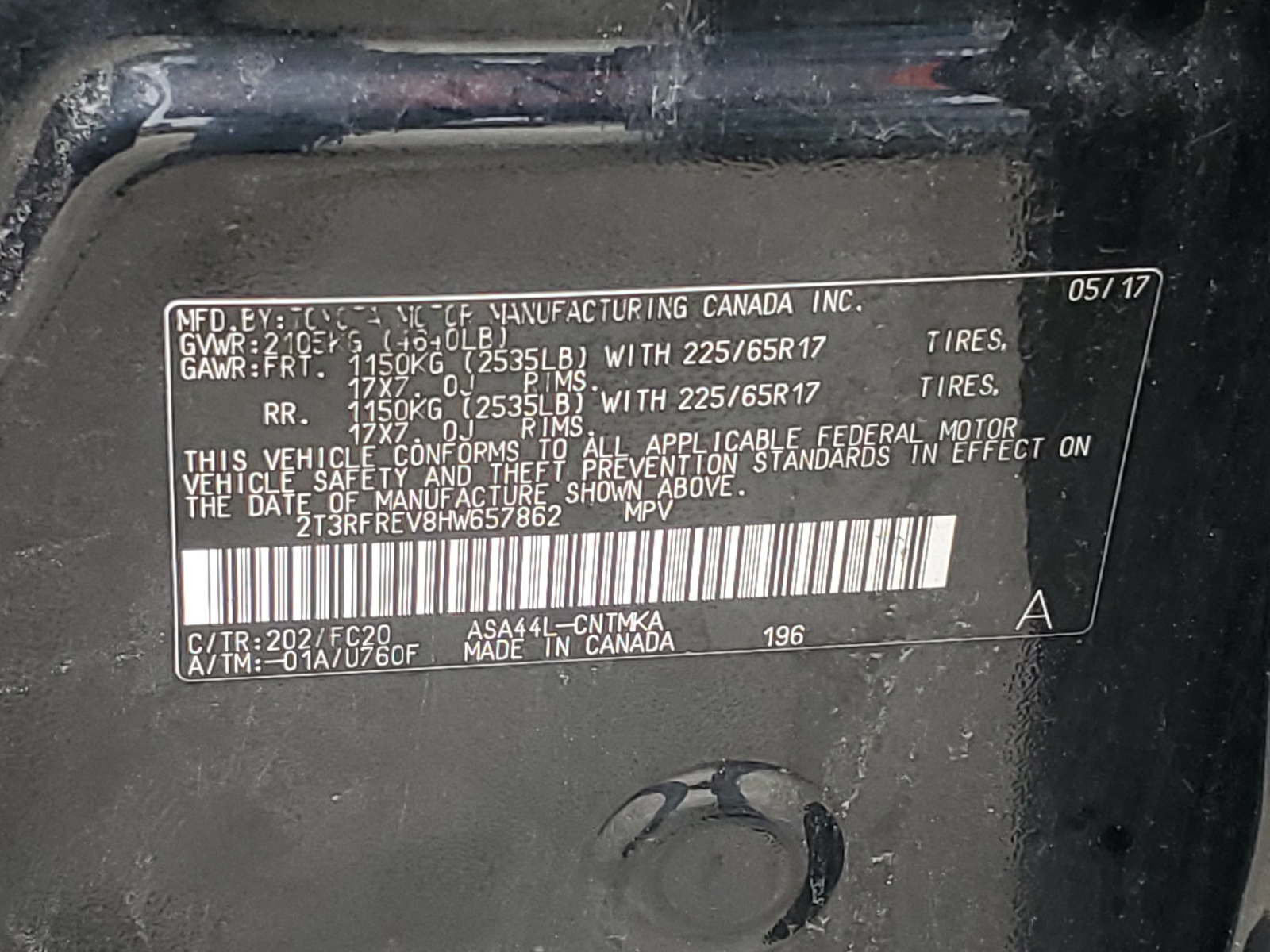 2T3RFREV8HW657862 2017 Toyota Rav4 Xle