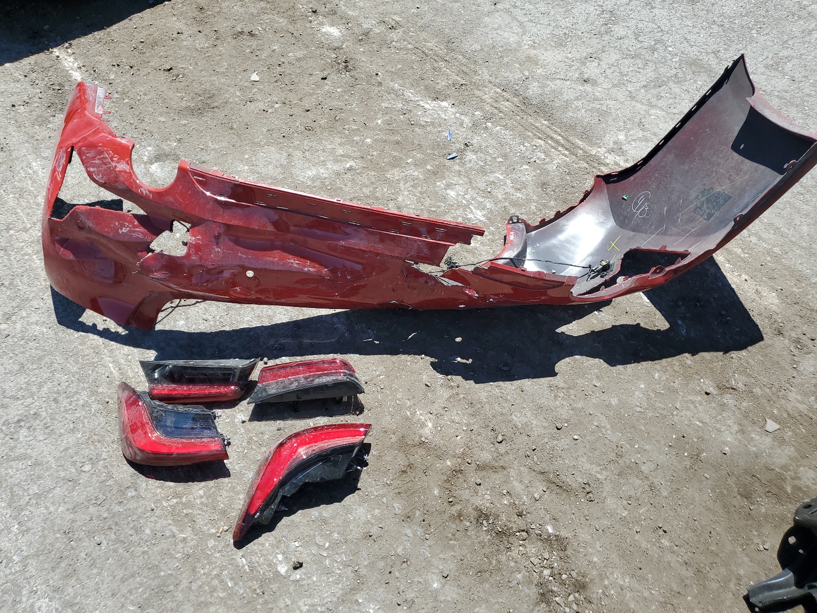 3MW5P9J01N8C54055 2022 BMW 330Xe