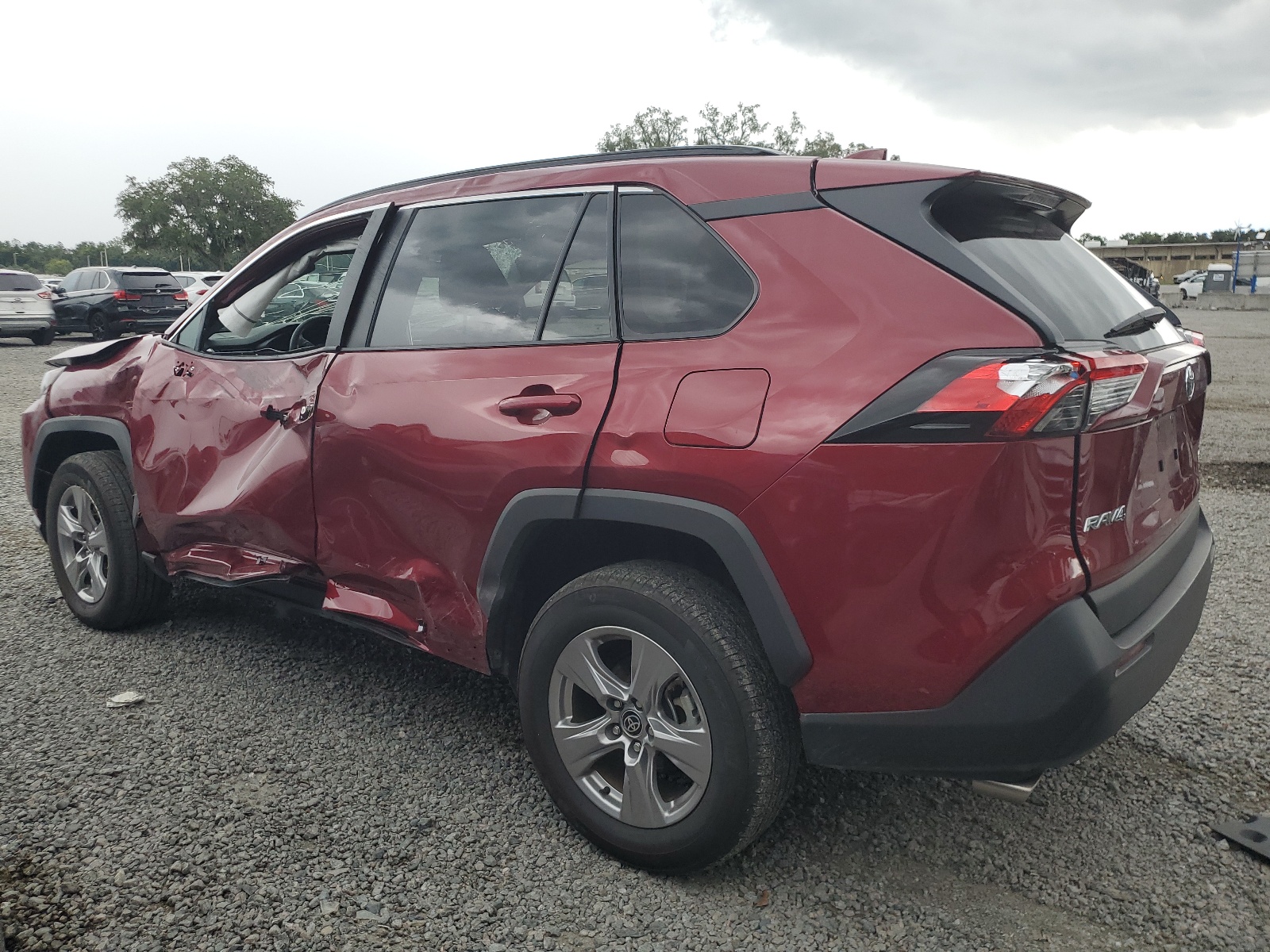 2023 Toyota Rav4 Xle vin: 2T3W1RFV6PW281533