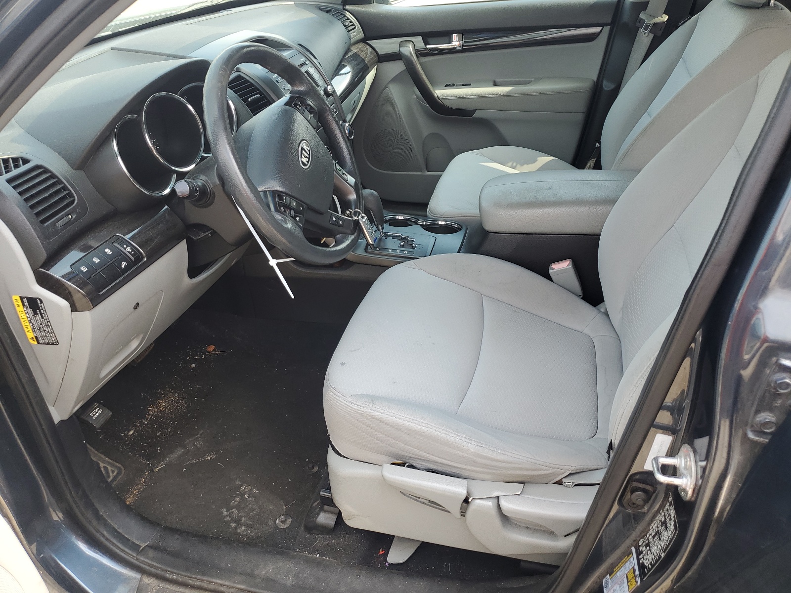 5XYKT3A1XCG200651 2012 Kia Sorento Base