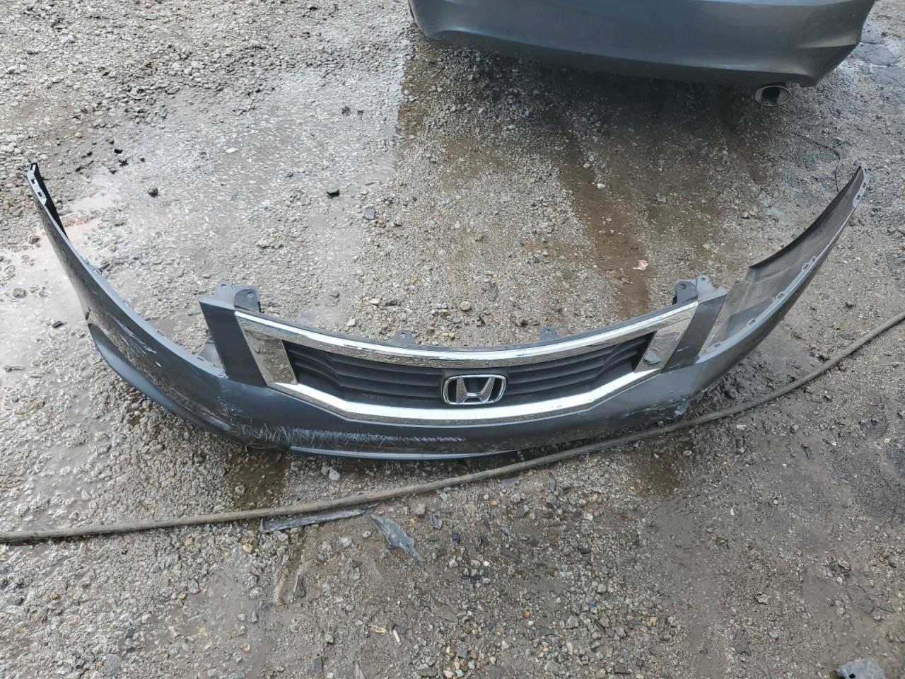 1HGCP2F41AA052507 2010 Honda Accord Lxp