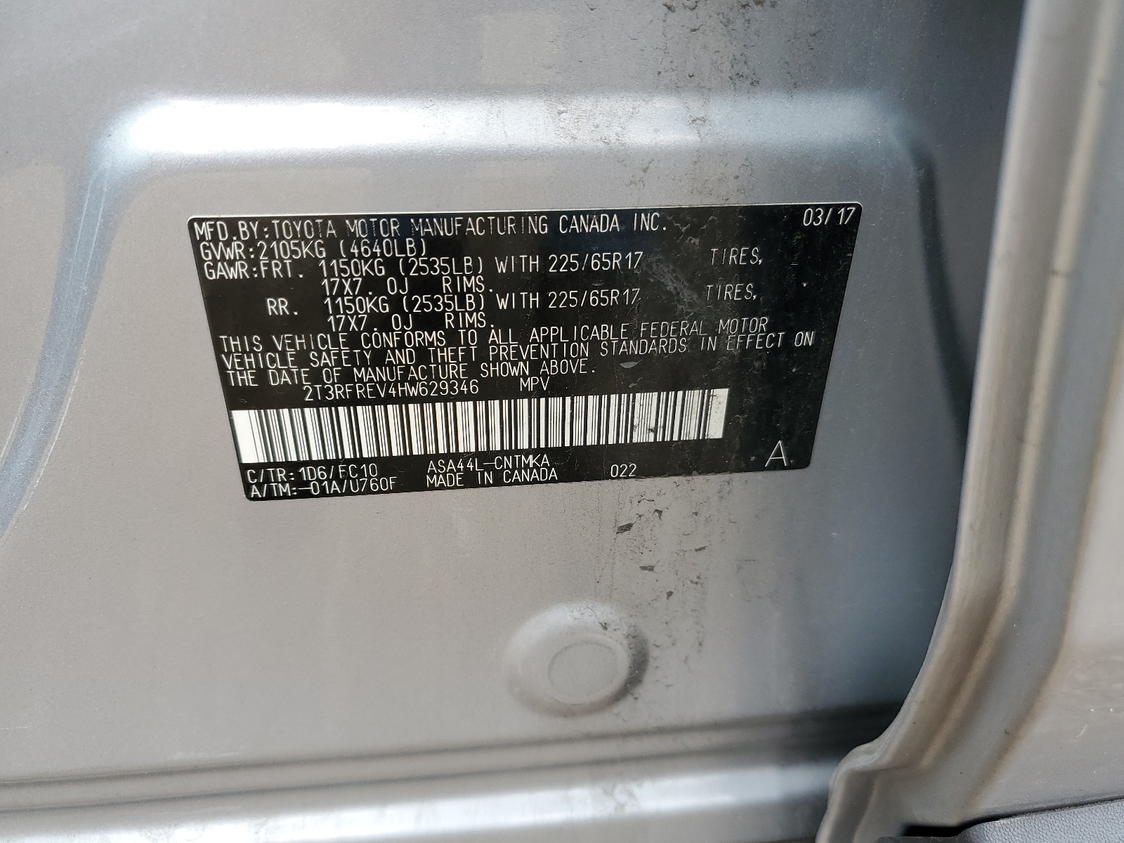 2T3RFREV4HW629346 2017 Toyota Rav4 Xle