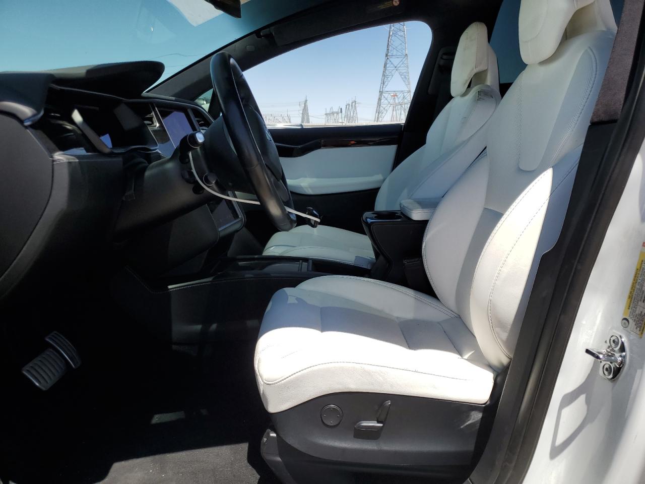 5YJXCBE41JF134192 2018 Tesla Model X