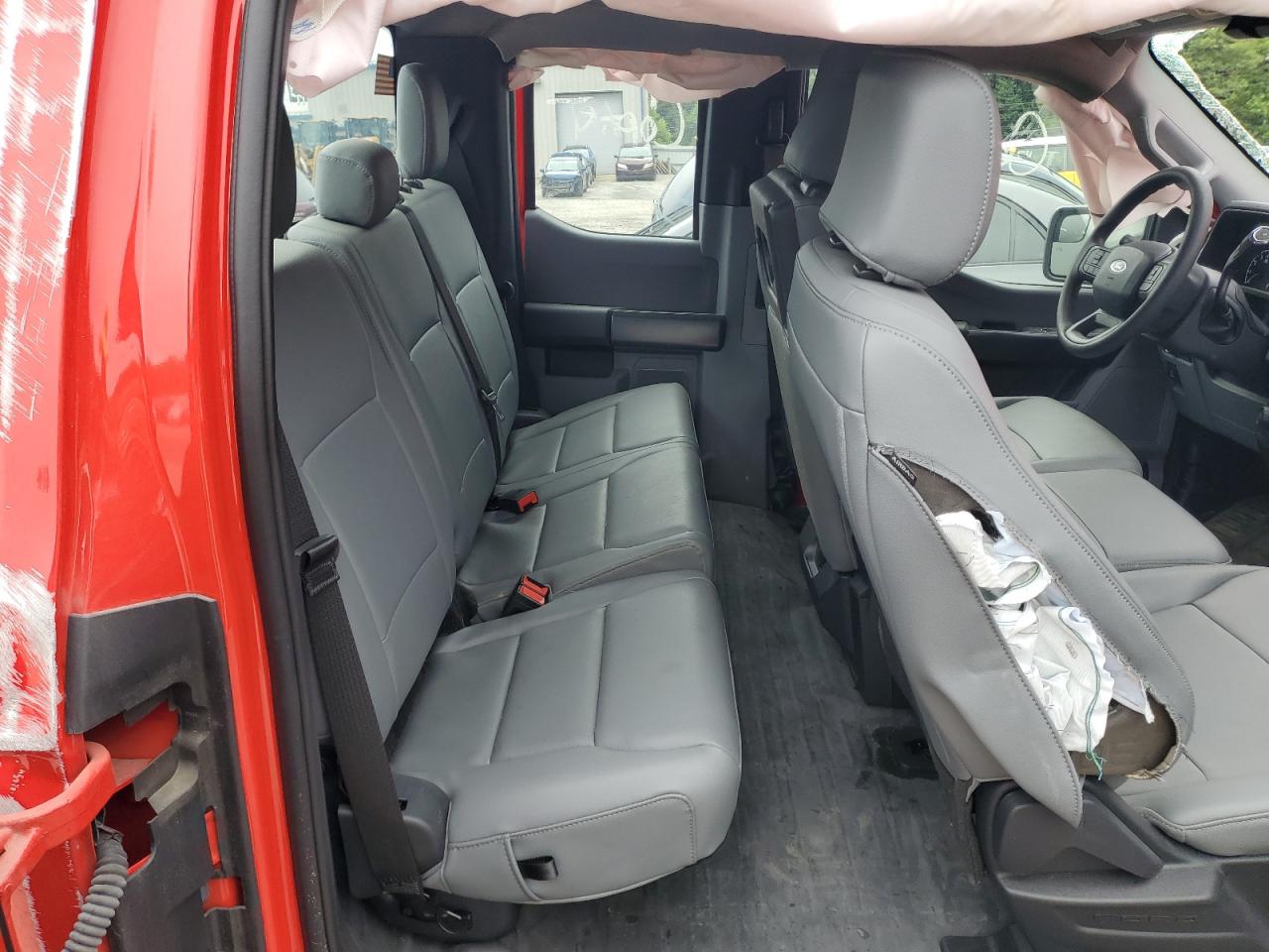 2022 Ford F150 Super Cab VIN: 1FTFX1E59NKE67817 Lot: 64619054