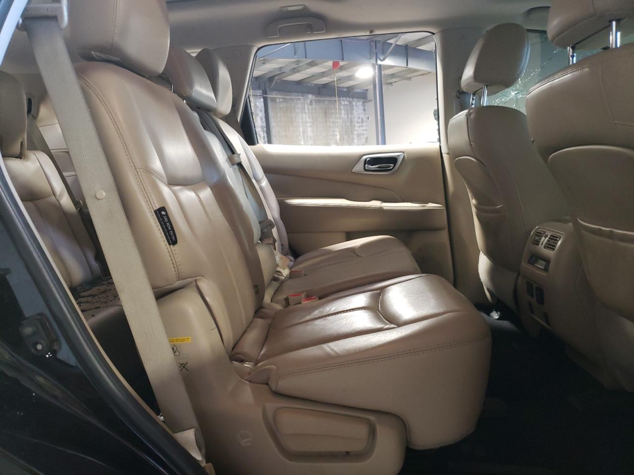 2018 Nissan Pathfinder S VIN: 5N1DR2MM4JC611841 Lot: 62445644