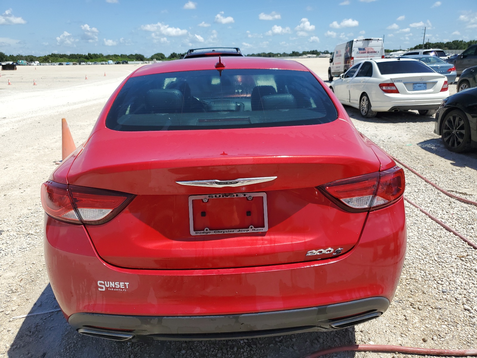 1C3CCCBG5GN146945 2016 Chrysler 200 S