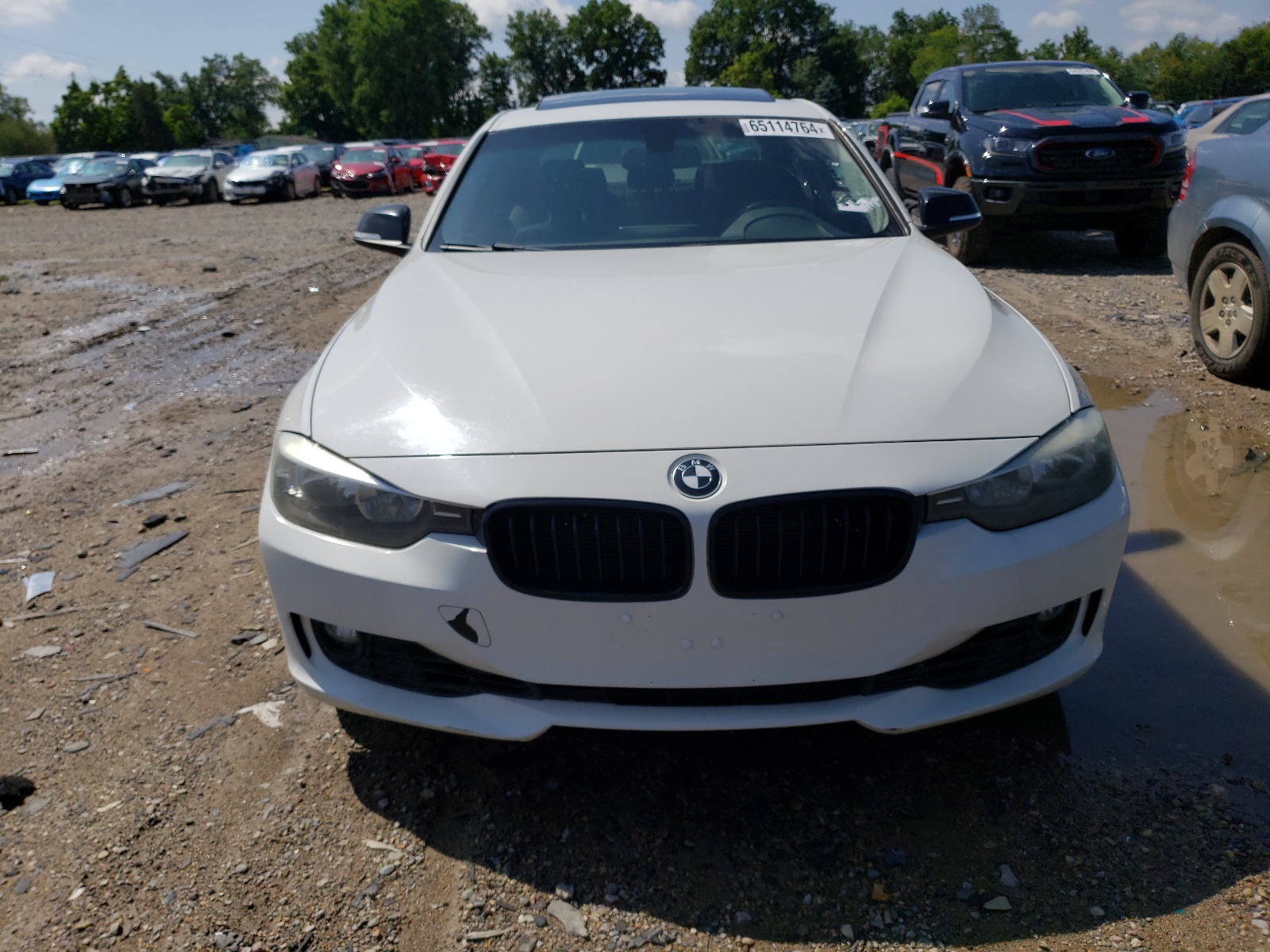 2013 BMW 328 Xi Sulev vin: WBA3B5G58DNP41072