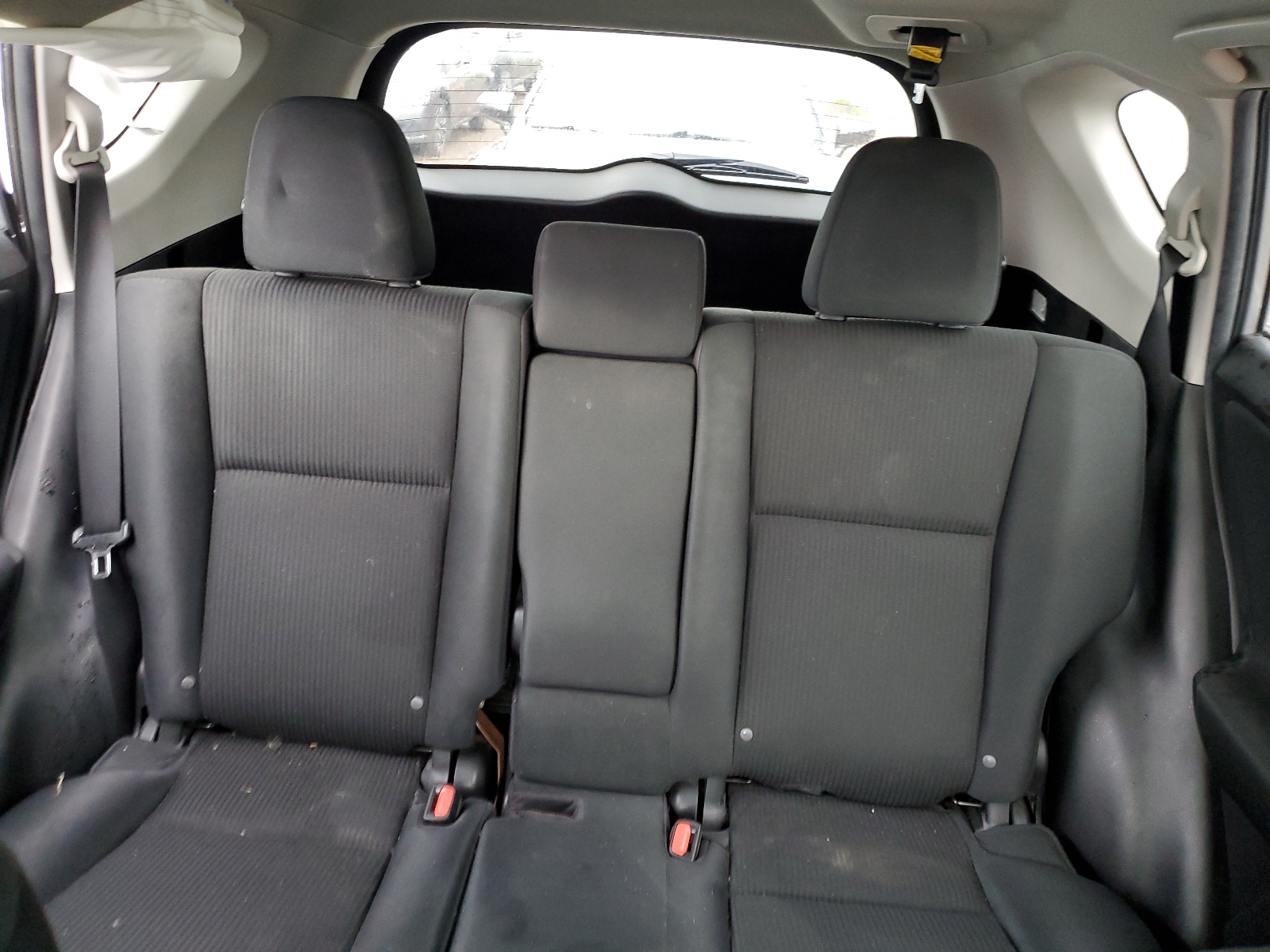 2T3ZFREV4HW359714 2017 Toyota Rav4 Le