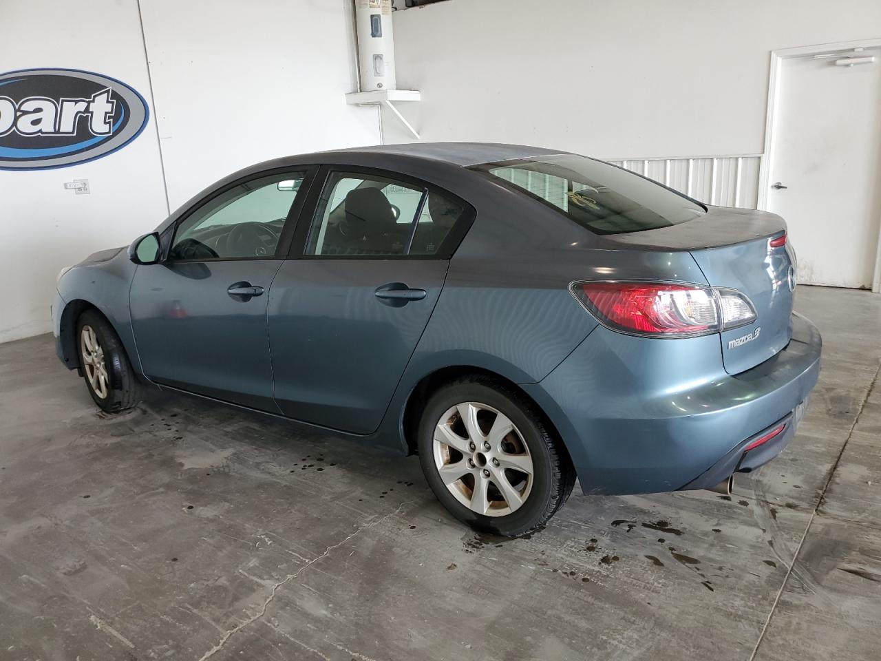 2011 Mazda 3 I VIN: JM1BL1VG1B1447817 Lot: 65031274