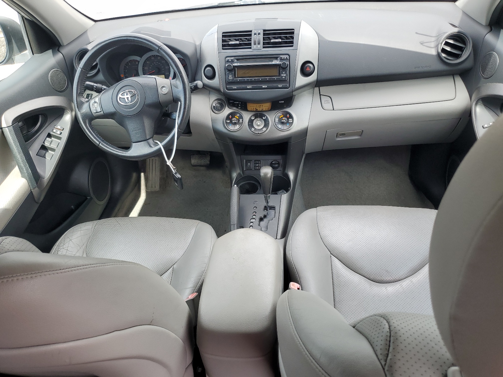 2T3YF4DV2CW137536 2012 Toyota Rav4 Limited