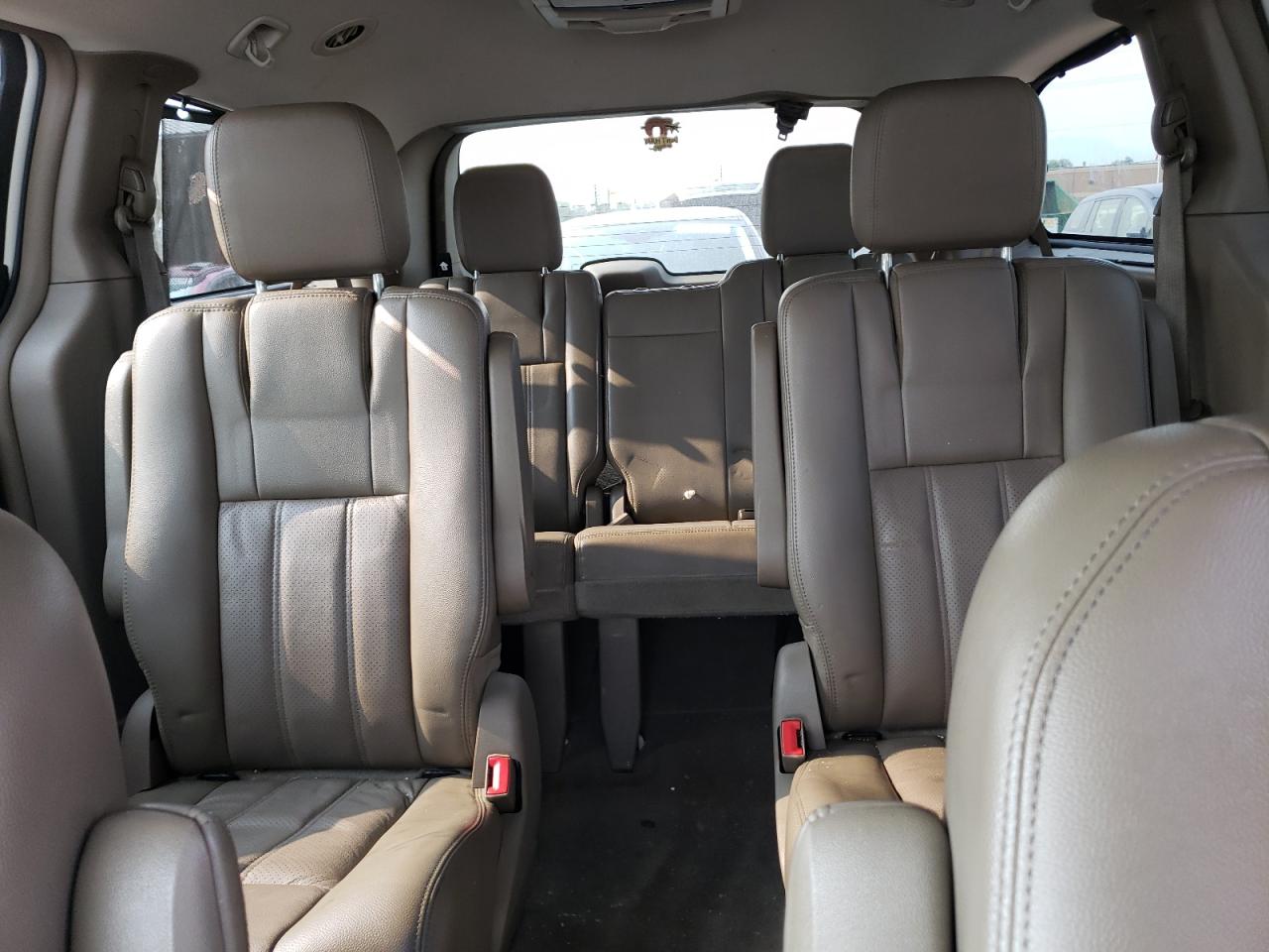 2011 Chrysler Town & Country Touring L VIN: 2A4RR8DGXBR760037 Lot: 63441604