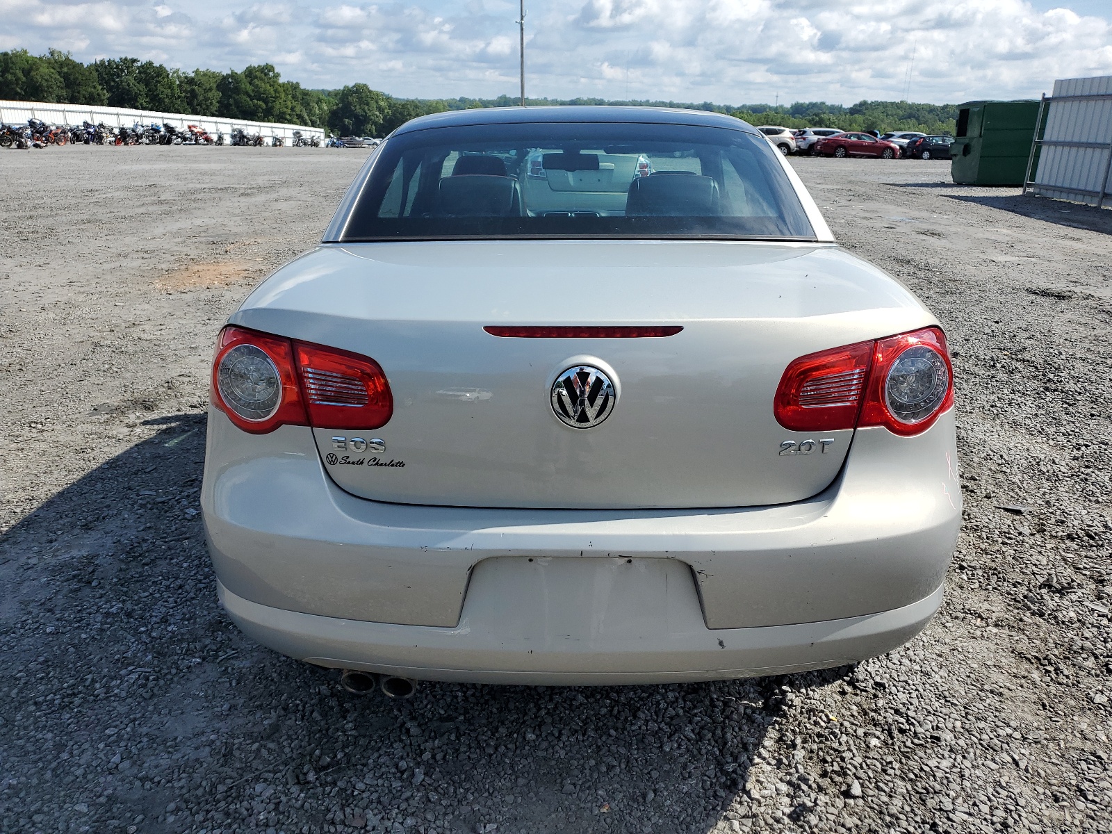 WVWFA7AH6AV015045 2010 Volkswagen Eos Lux