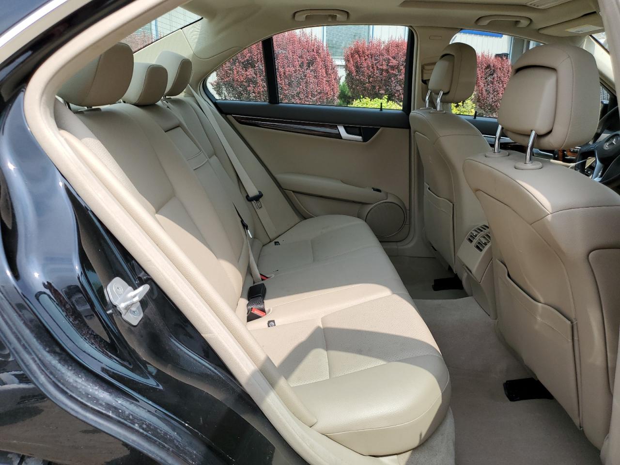 2013 Mercedes-Benz C 300 4Matic VIN: WDDGF8AB0DR262197 Lot: 64824954