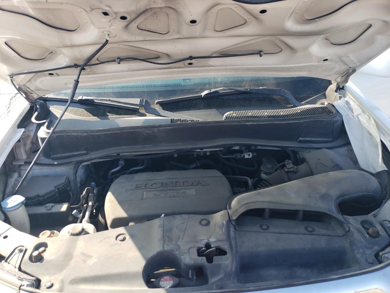 2009 Honda Pilot Lx VIN: 5FNYF382X9B004645 Lot: 64670724