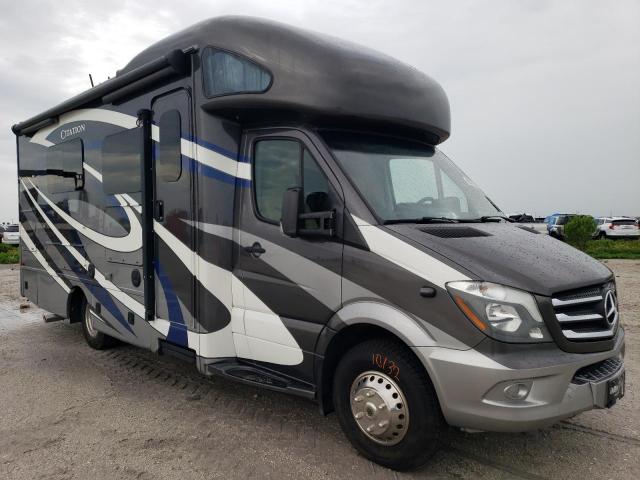 2017 Mercedes-Benz Sprinter 3500 за продажба в Miami, FL - Side