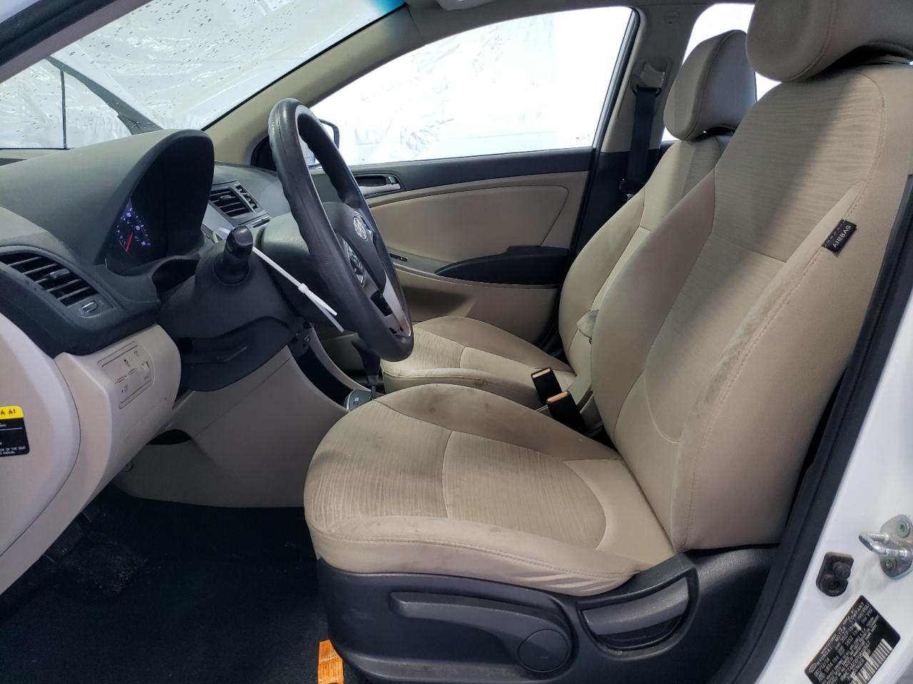 2015 Hyundai Accent Gls VIN: KMHCT4AE8FU846847 Lot: 61747174