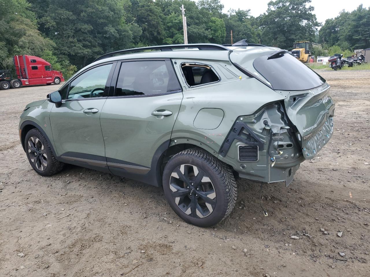2023 Kia Sportage - Image 2