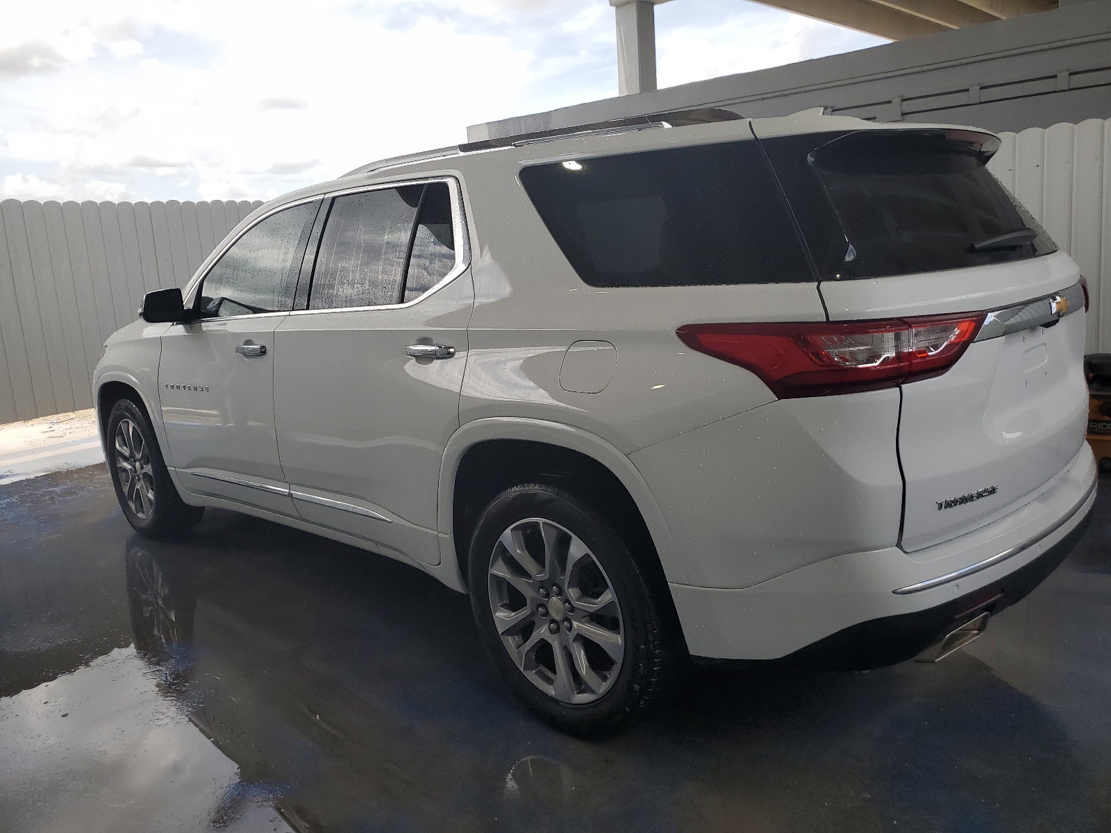 2018 Chevrolet Traverse Premier vin: 1GNERKKWXJJ132470