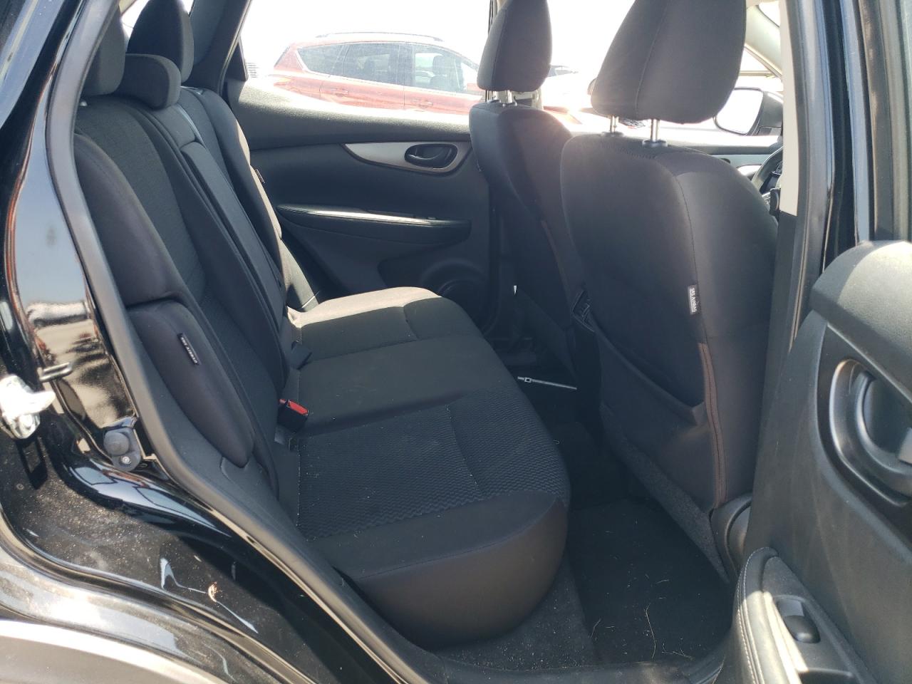 2020 Nissan Rogue Sport S VIN: JN1BJ1CV2LW253392 Lot: 65090164