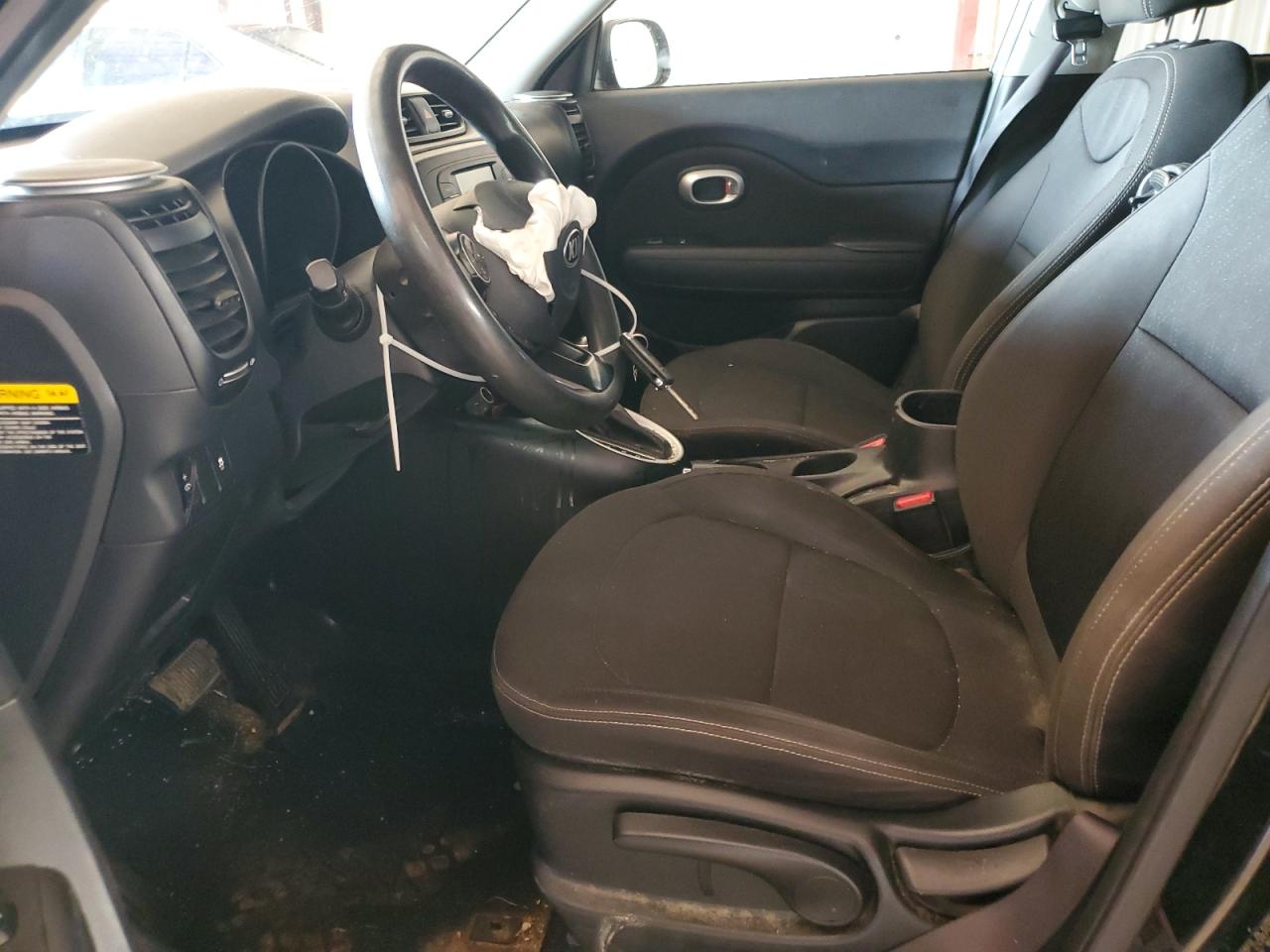 2017 Kia Soul VIN: KNDJN2A23H7882074 Lot: 61065584