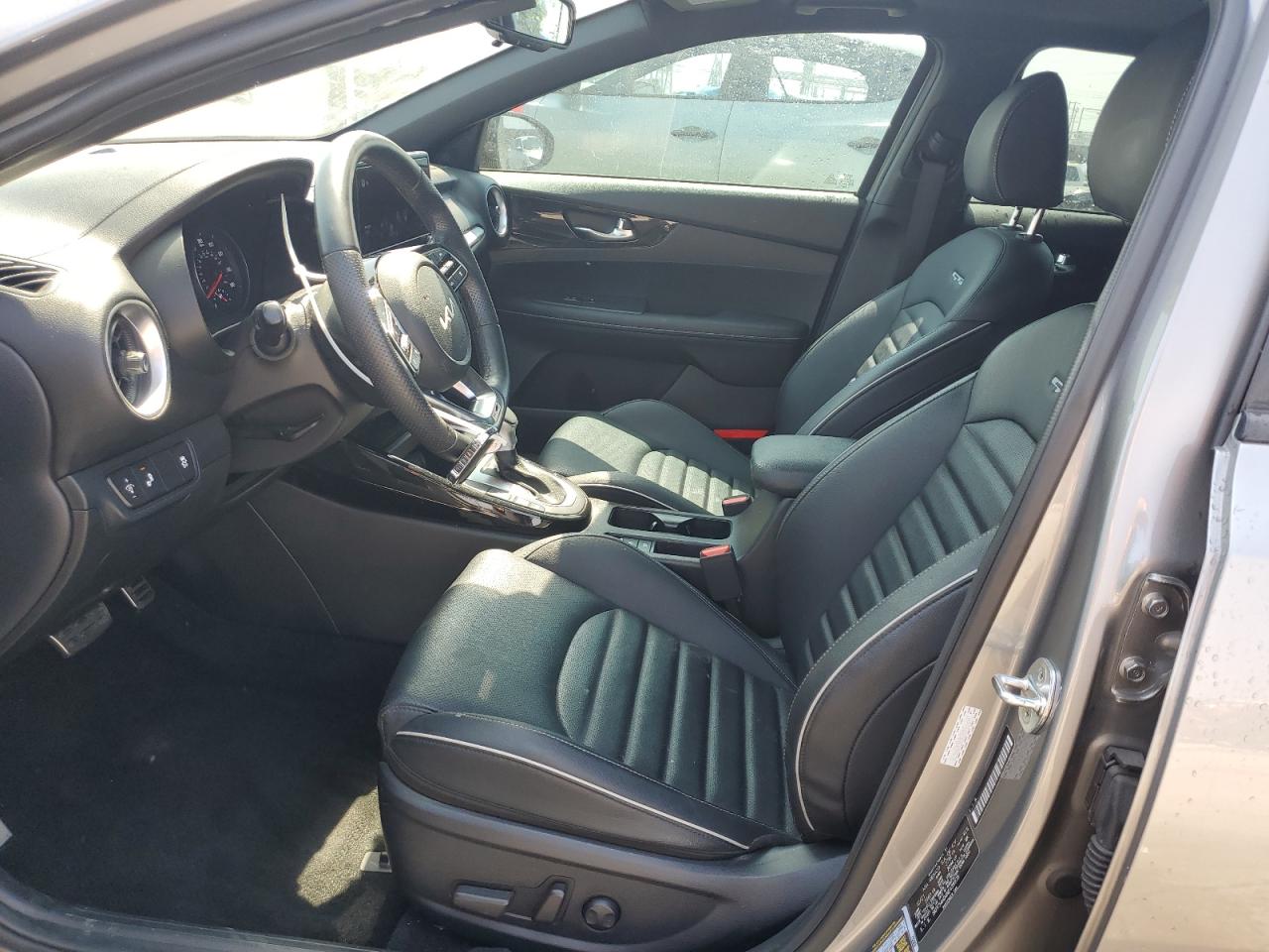 2022 Kia Forte Gt Line VIN: 3KPF54AD4NE439978 Lot: 61913534