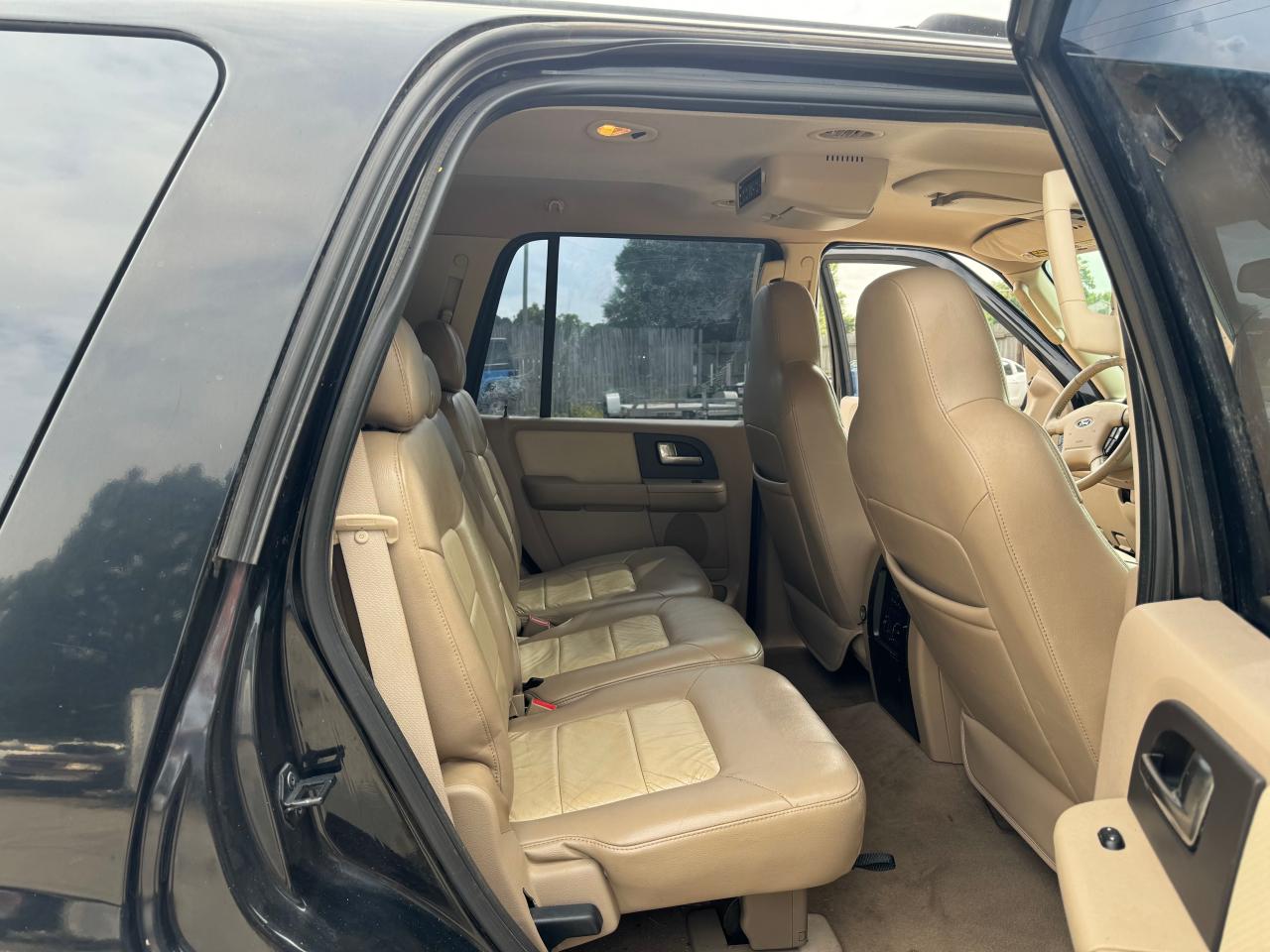 2004 Ford Expedition Eddie Bauer VIN: 1FMPU18L94LA95083 Lot: 64712514