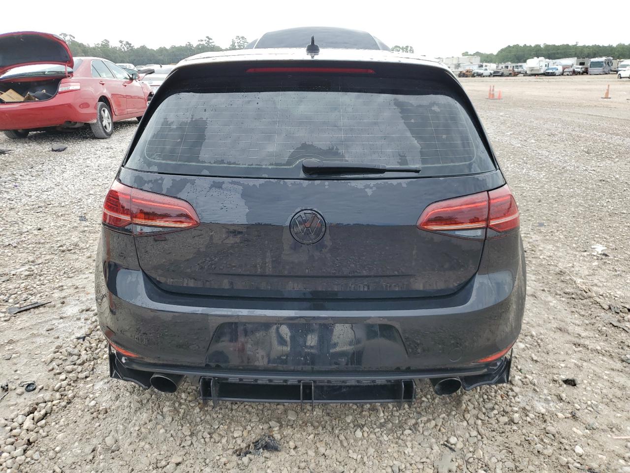 3VW5T7AU7HM065053 2017 Volkswagen Gti S