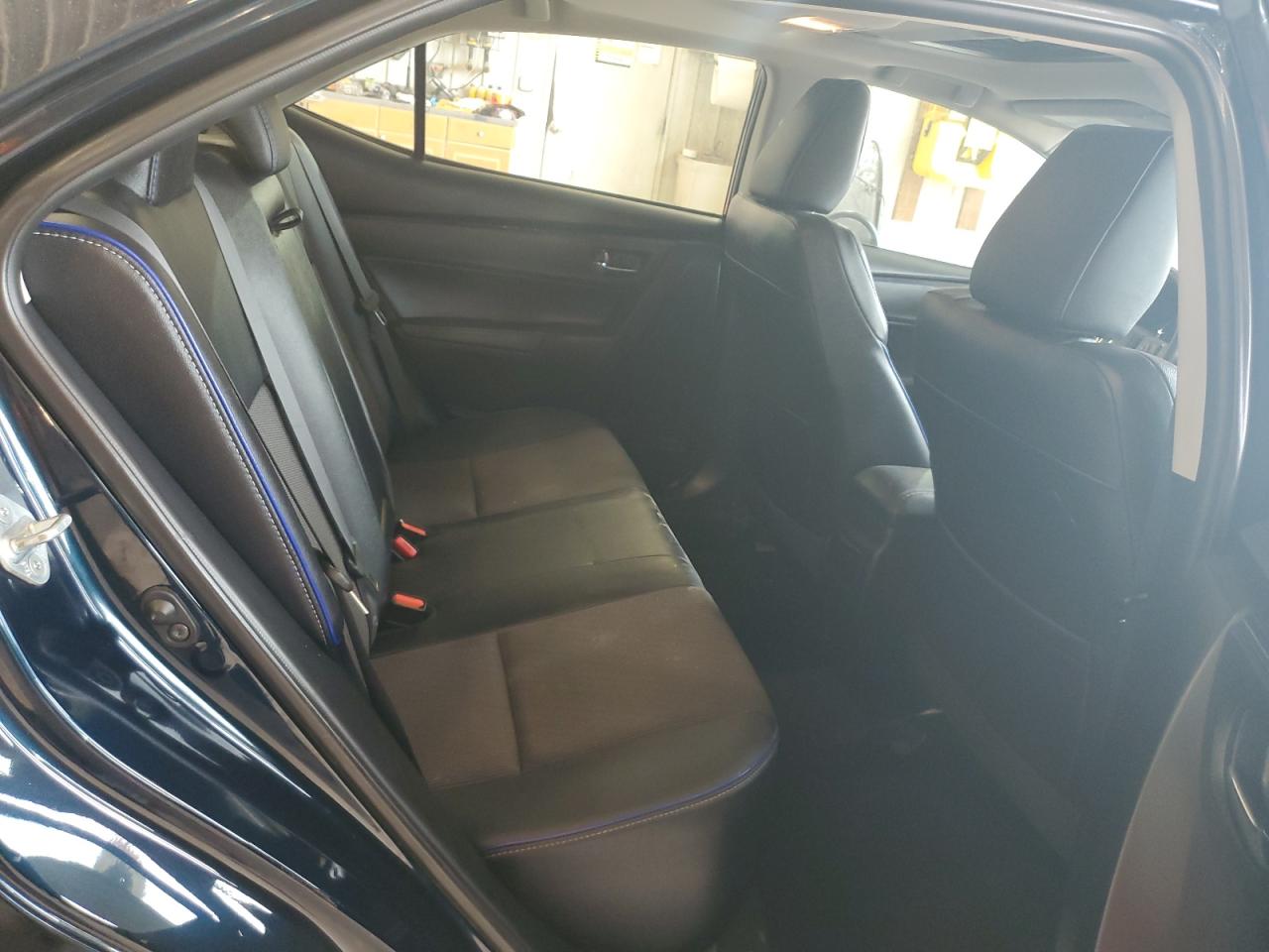 2017 Toyota Corolla - Image 10