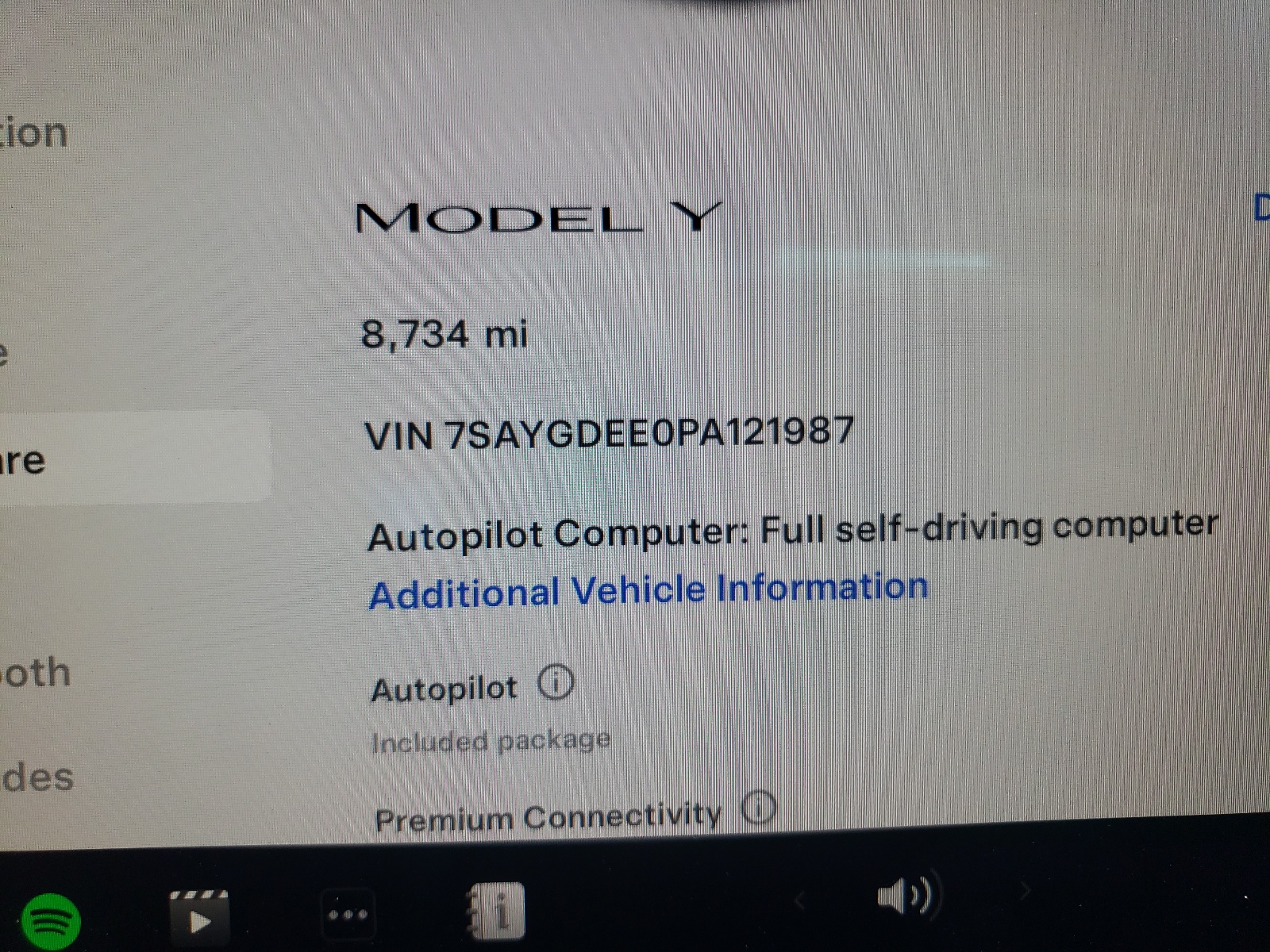 7SAYGDEE0PA121987 2023 Tesla Model Y