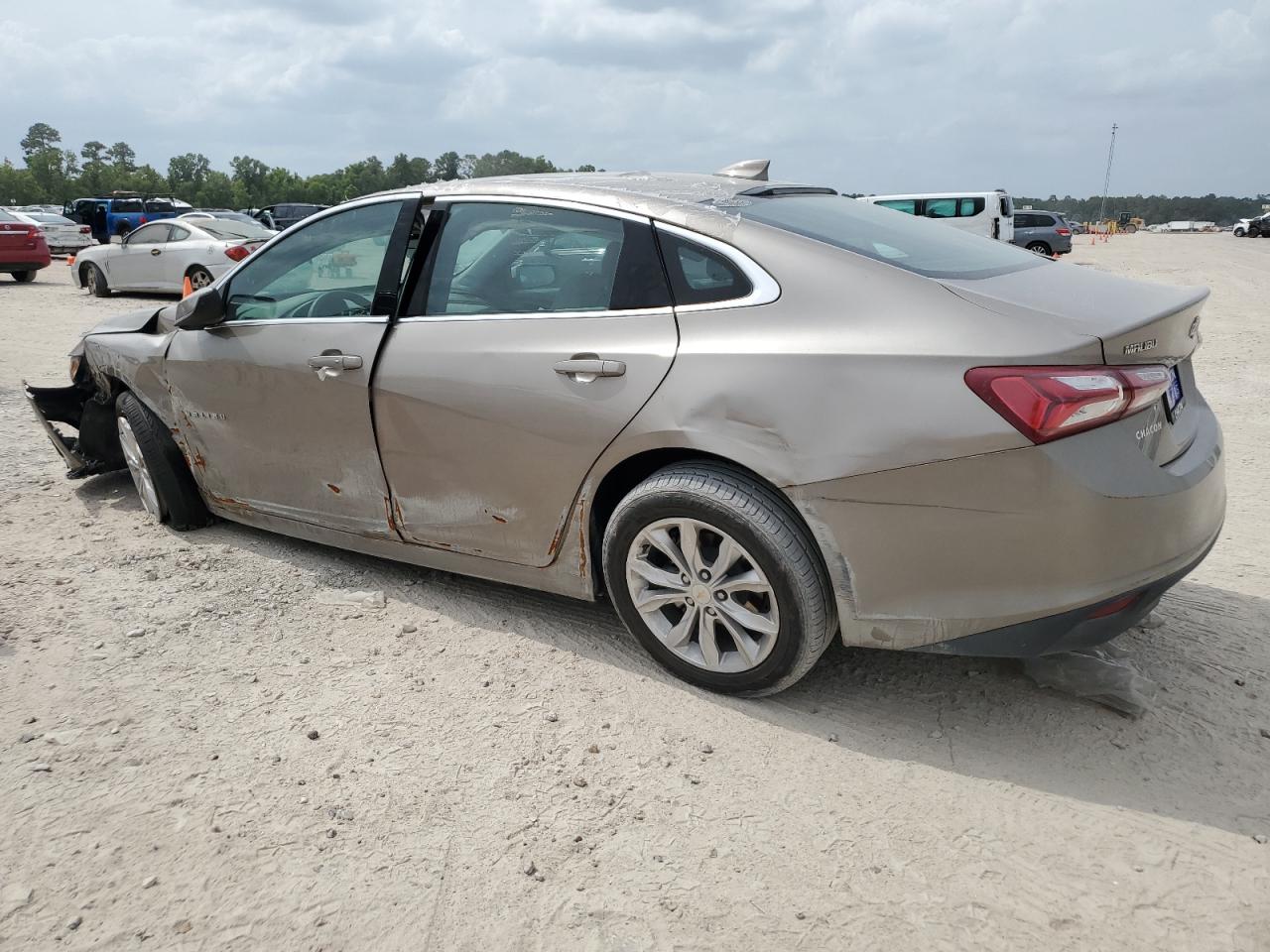 1G1ZD5ST5NF111799 2022 CHEVROLET MALIBU - Image 2