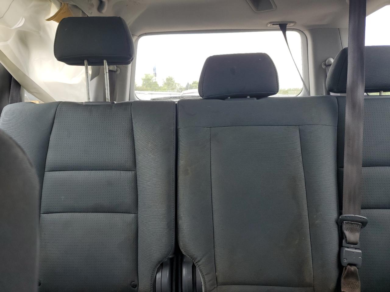 2007 Honda Pilot Lx VIN: 5FNYF18197B030498 Lot: 64269414