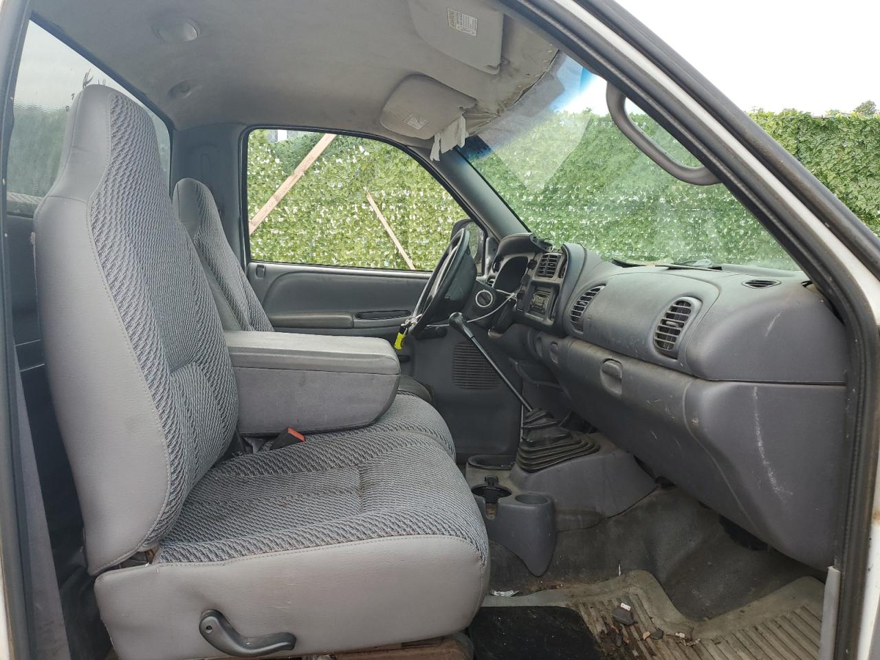 2000 Dodge Ram 1500 VIN: 1B7HF16Y5YS617480 Lot: 62851054