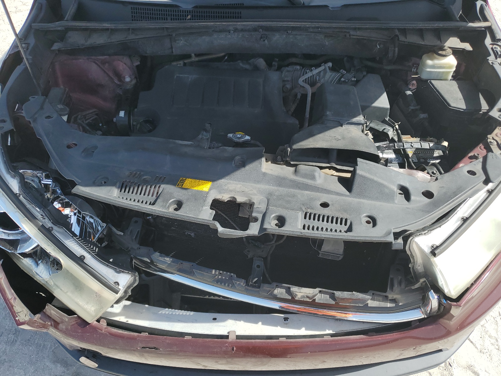 5TDKKRFH4GS142475 2016 Toyota Highlander Xle