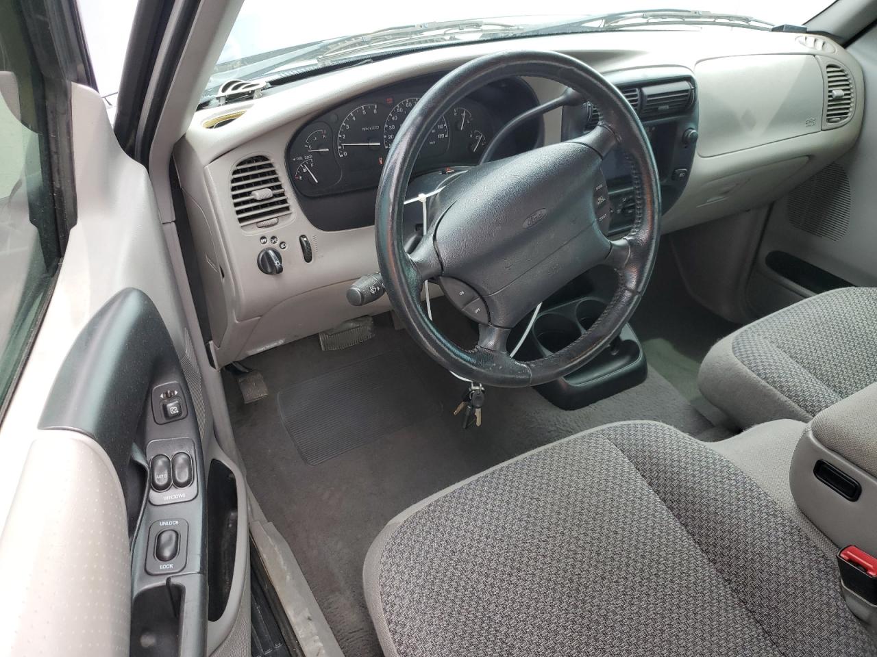 1999 Ford Ranger Super Cab VIN: 1FTZR15X3XPB30512 Lot: 61890284