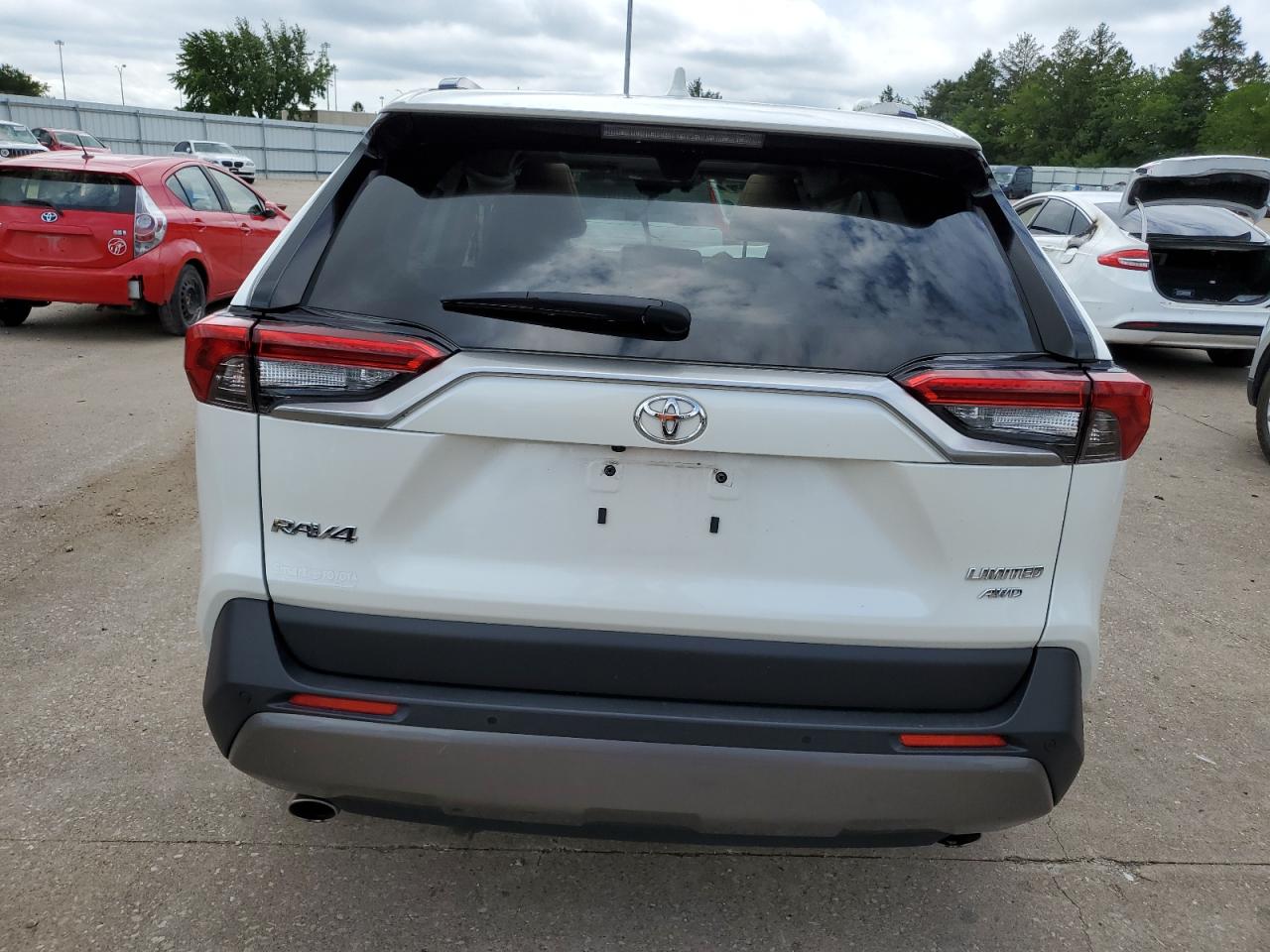 2021 Toyota Rav4 Limited VIN: JTMN1RFV8MD071018 Lot: 64931864