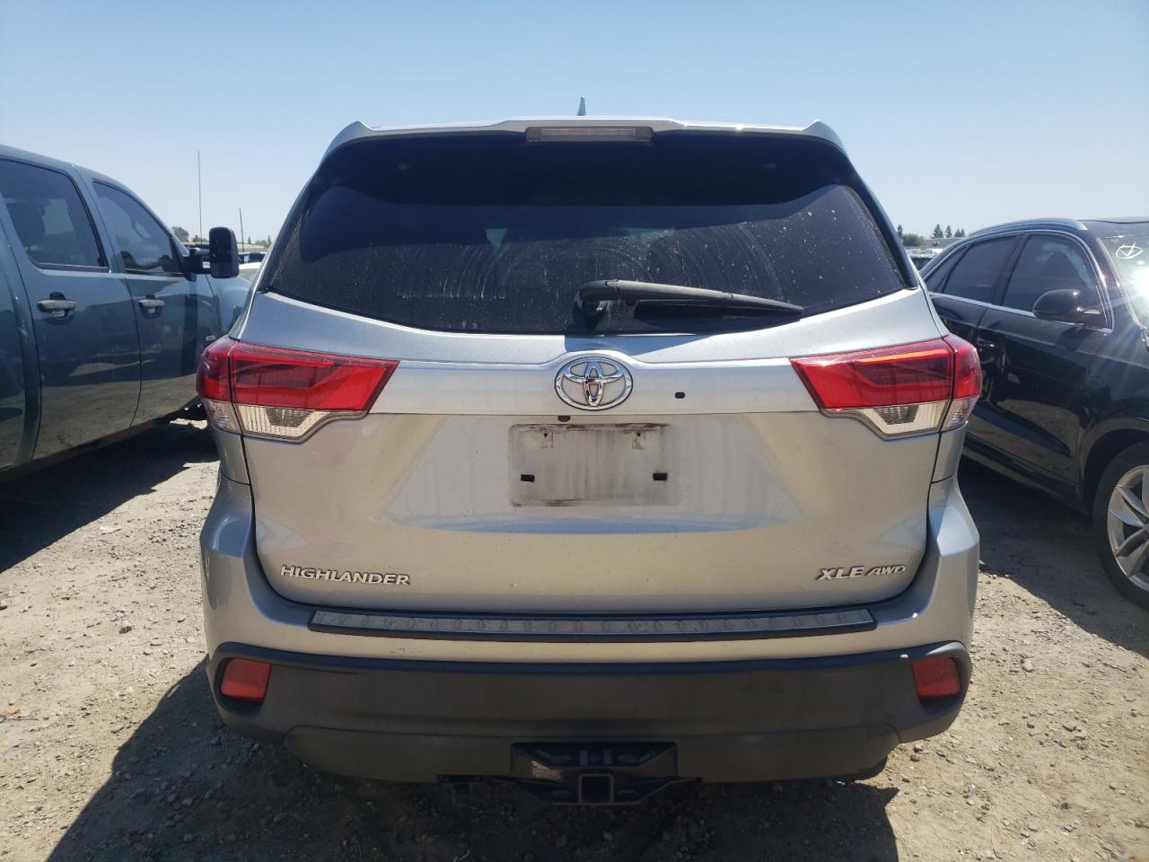 2017 Toyota Highlander Se VIN: 5TDJZRFH3HS401904 Lot: 63564684