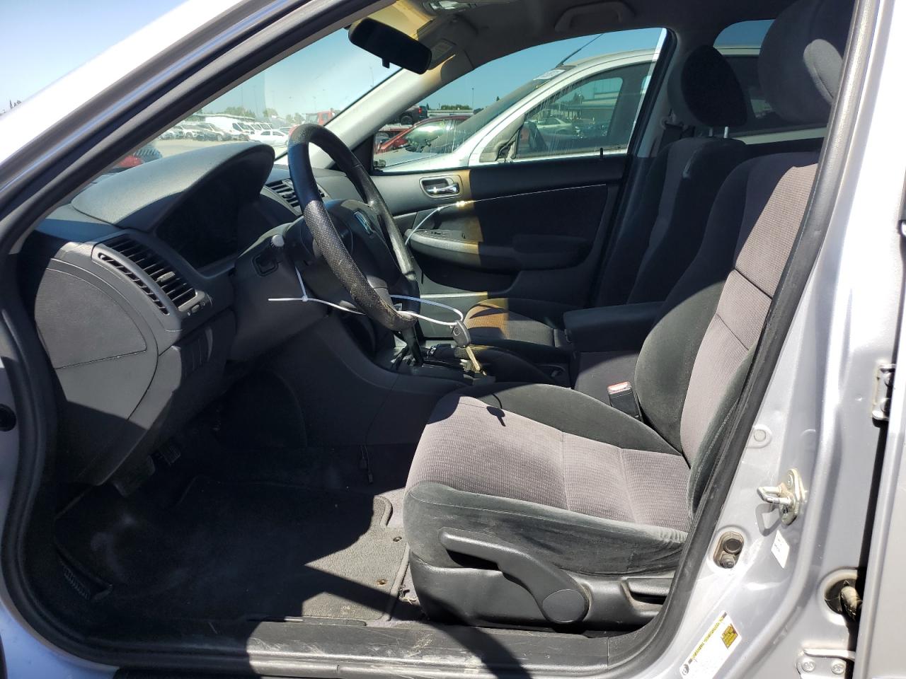 2004 Honda Accord Lx VIN: 1HGCM56314A009999 Lot: 61531114