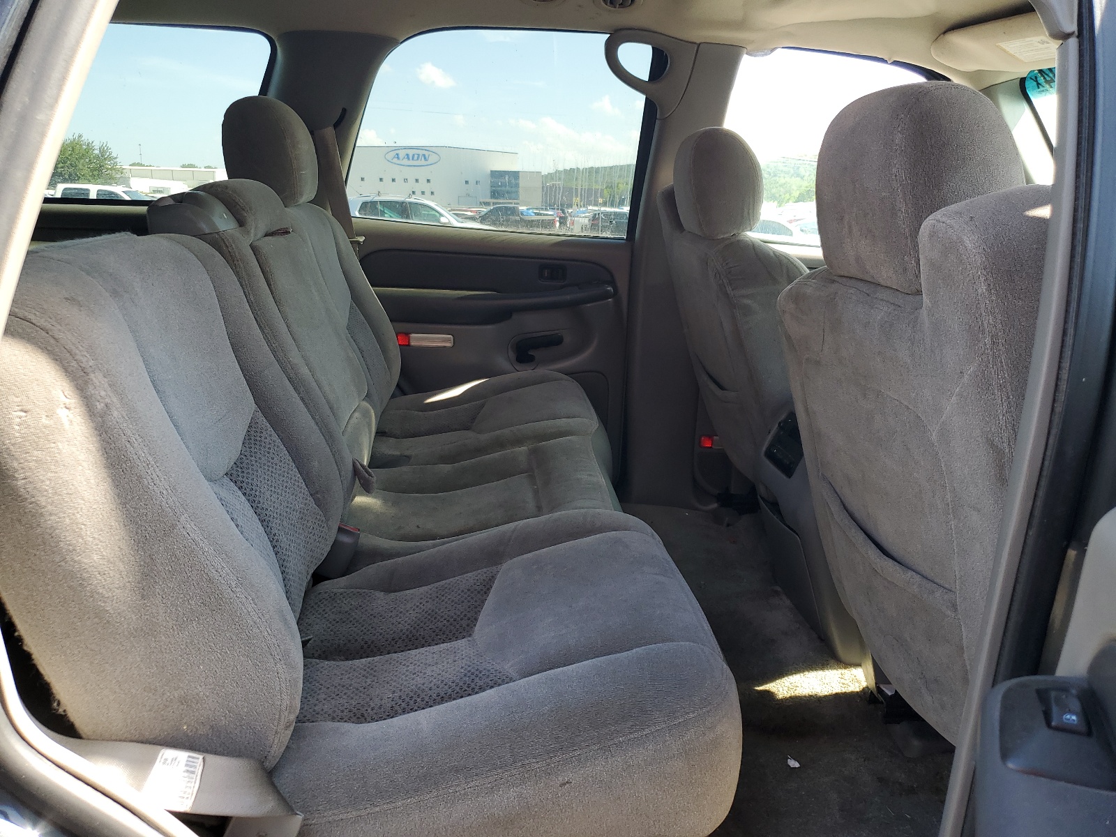 1GNEK13Z73R165504 2003 Chevrolet Tahoe K1500