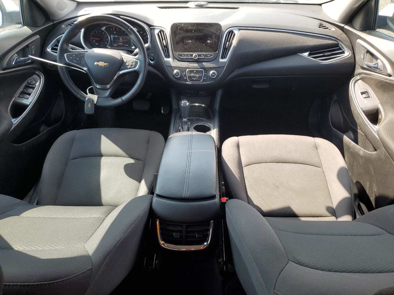 1G1ZE5ST9HF255681 2017 Chevrolet Malibu Lt