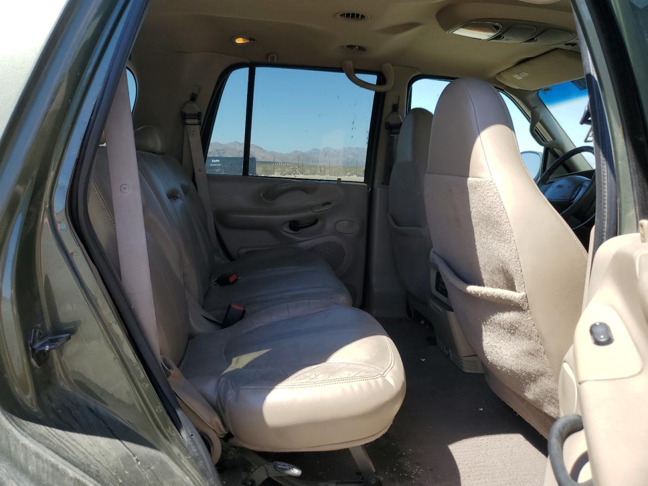 2000 Ford Expedition Eddie Bauer VIN: 1FMRU17L5YLA69208 Lot: 65430564