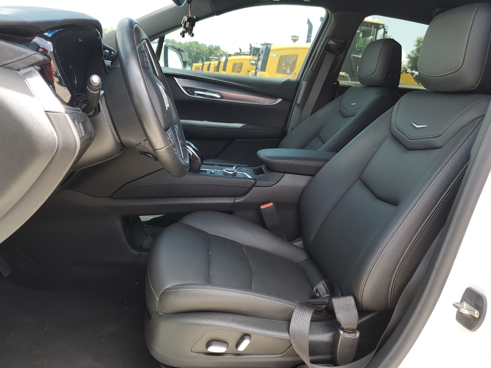 1GYKNAR48PZ102703 2023 Cadillac Xt5 Luxury