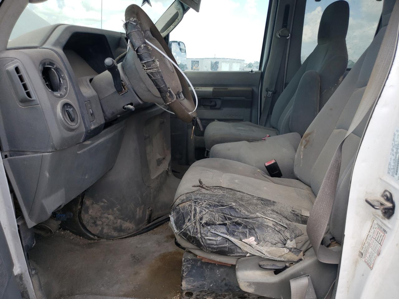 2010 Ford Econoline E350 Super Duty Wagon VIN: 1FBNE3BL4ADA18256 Lot: 65124294