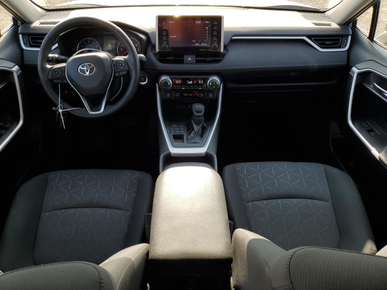 2021 Toyota Rav4 Xle VIN: 2T3P1RFV7MW176404 Lot: 61613204