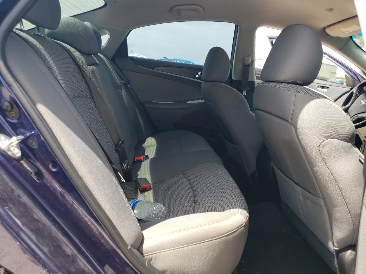 2014 Hyundai Sonata - Image 10
