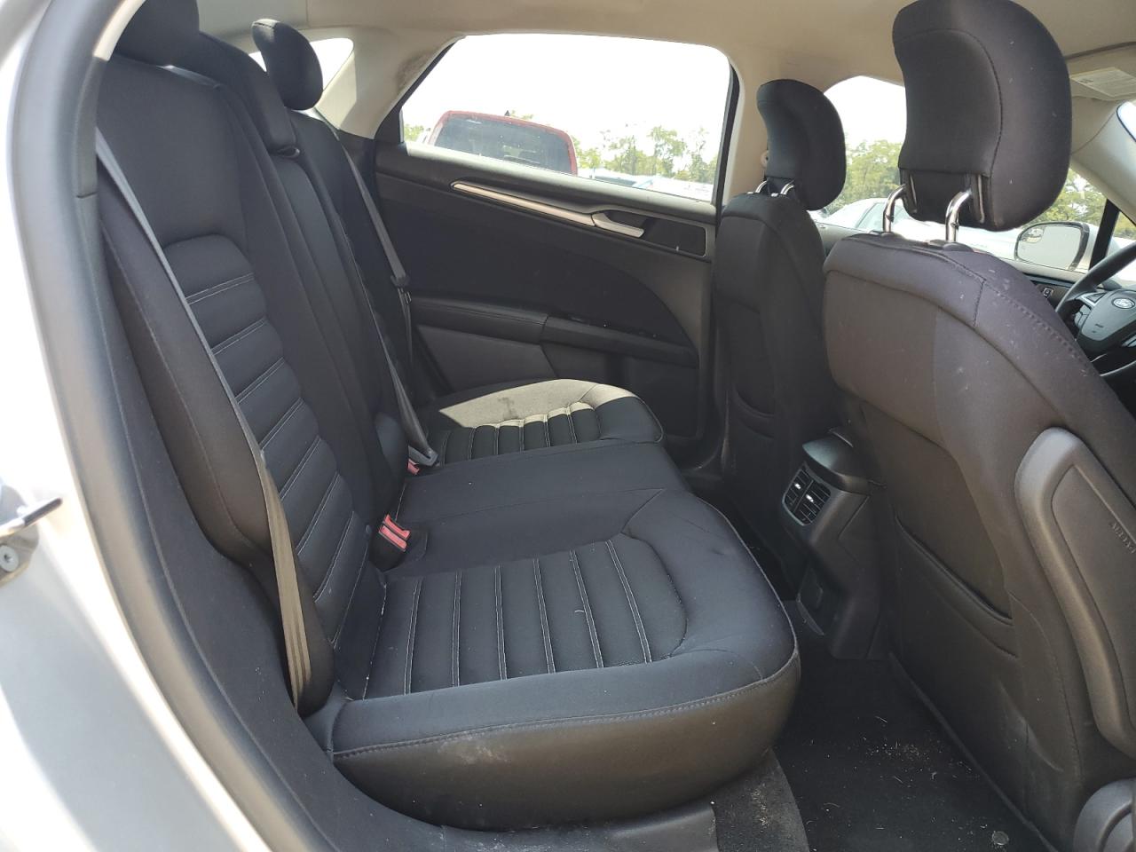 2013 Ford Fusion Se VIN: 3FA6P0HR3DR355295 Lot: 63759414