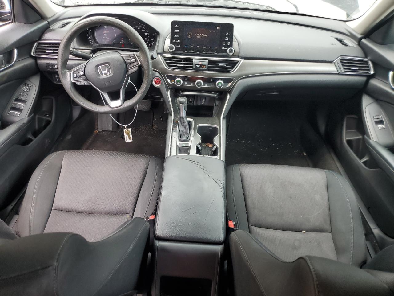 1HGCV1F11JA082371 2018 Honda Accord Lx