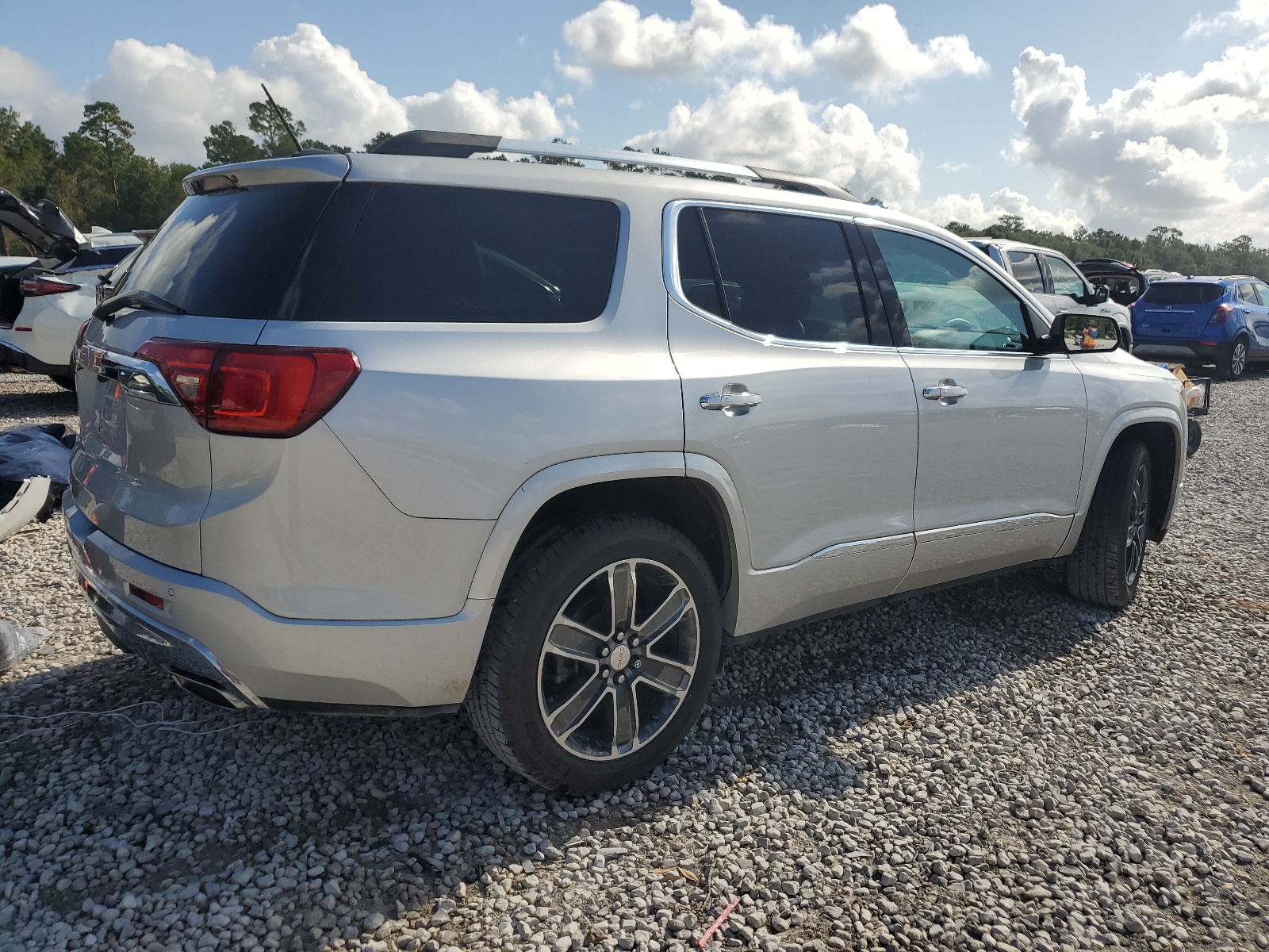 1GKKNPLS3HZ140264 2017 GMC Acadia Denali