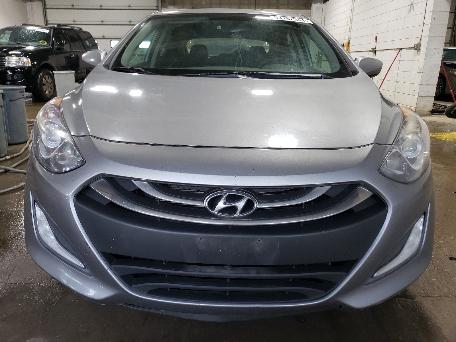 2013 Hyundai Elantra Gt vin: KMHD35LE8DU139736